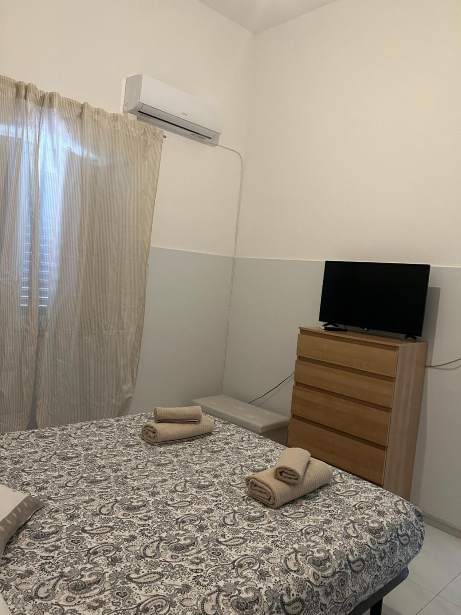 Appartamento Gemma Catania Bagian luar foto